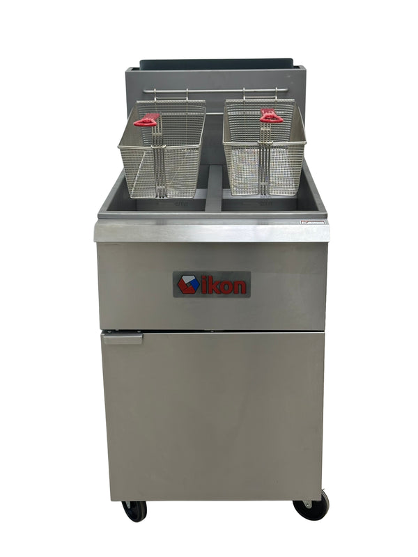 Ikon Natural Gas 40 lb. Capacity per Tank Split Tank Fryer - 120,000 BTU, IGF-40/40-2 NG